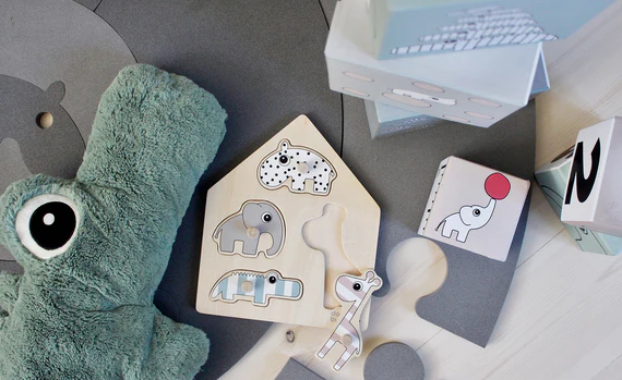 Done by Deer | Peg Puzzle - Plumme Box