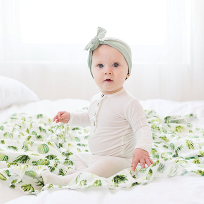 Tiny Twinkle | Kaffle Swaddle Blanket - Plumme Box