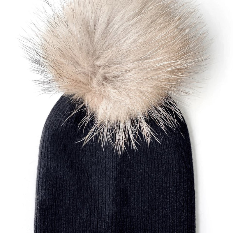 Pom Pom Fur Toque