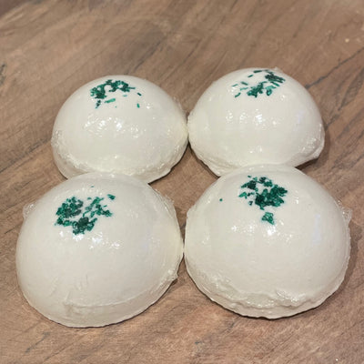 Naturally Well Co | Bath Bomb - Plumme Box